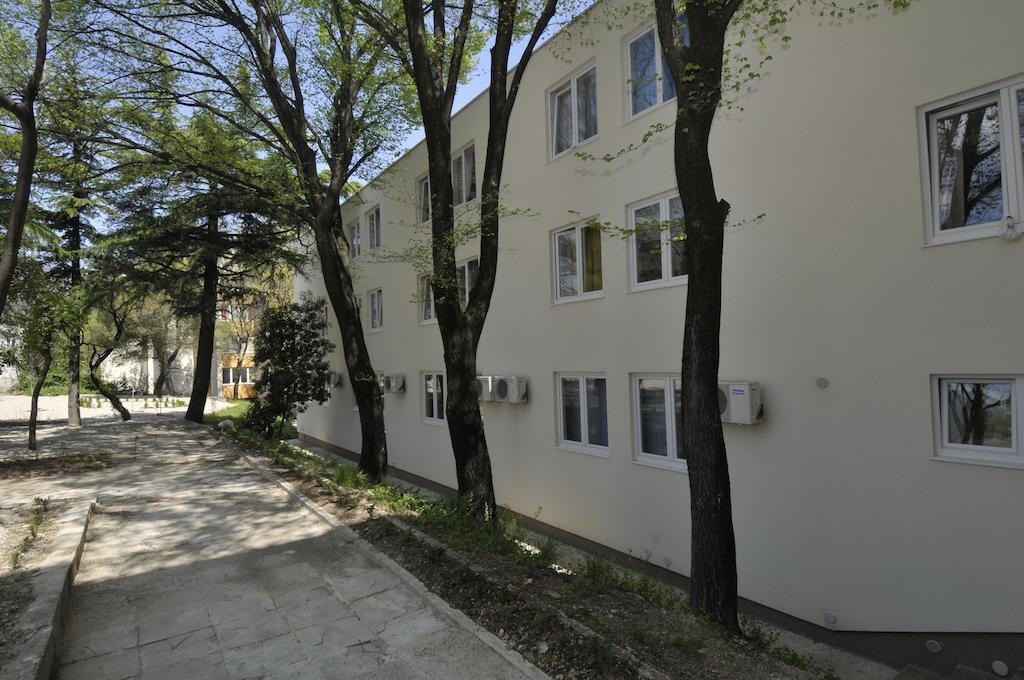 Hostel Studentski Centar Mostar Esterno foto