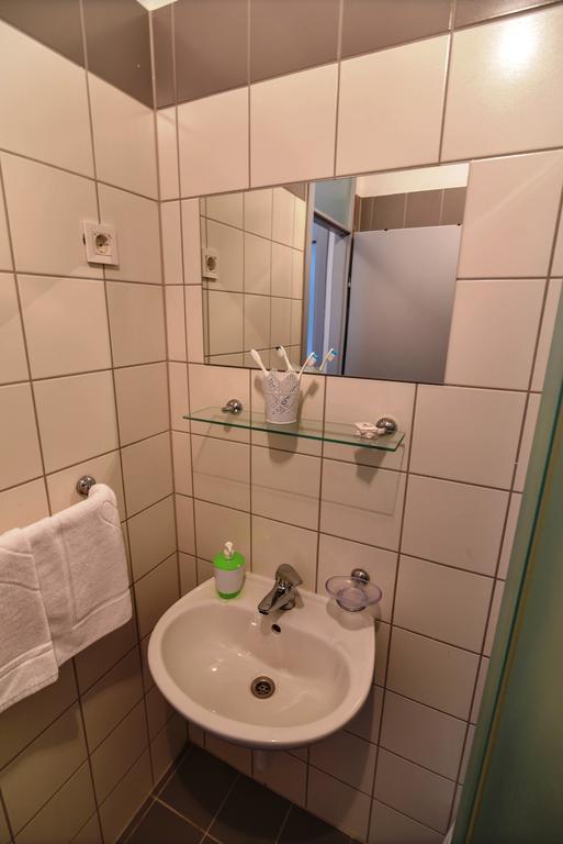 Hostel Studentski Centar Mostar Esterno foto